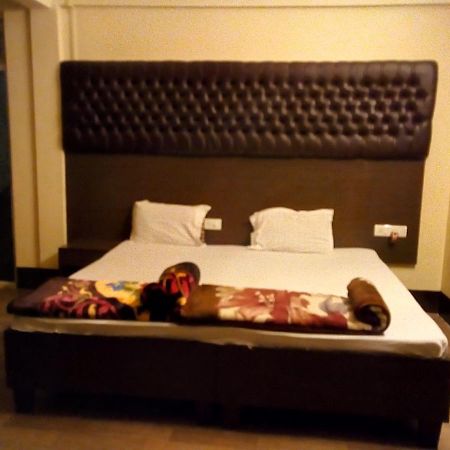 Executive Guest House Γουβαχάτι Εξωτερικό φωτογραφία